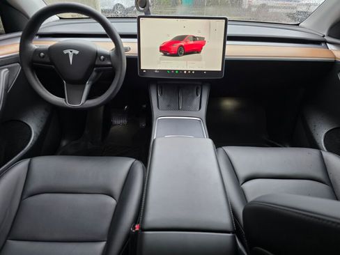 Used 2023 Tesla Model Y Long Range image 20