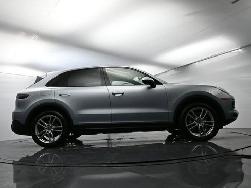 Certified 2023 Porsche Cayenne image 51