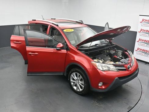 Used 2015 Toyota RAV4 Limited image 39
