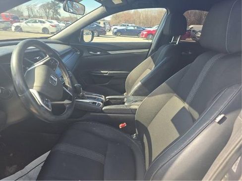 Used 2020 Honda Civic Sport image 4