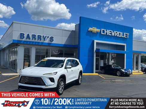 Used 2026 Buick Enclave Preferred AWD/4WD image 1