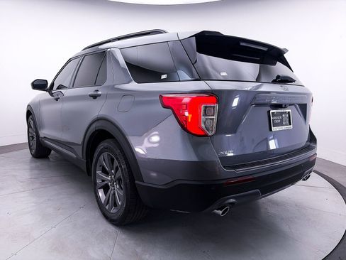 Used 2021 Ford Explorer XLT w/ Equipment Group 202A RWD image 8