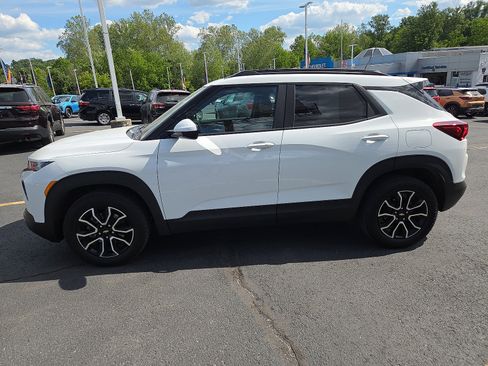Used 2023 Chevrolet TrailBlazer ACTIV FWD image 6