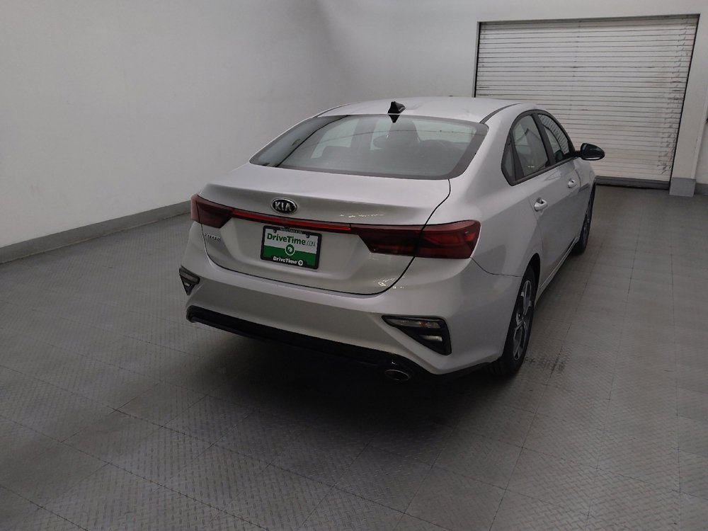 Used 2021 Kia Forte LXS FWD image 7