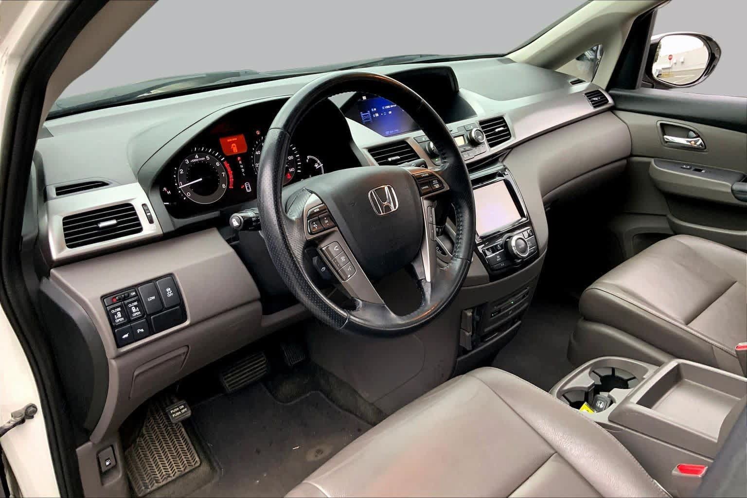 Used 2016 Honda Odyssey Touring image 18