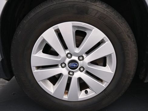 Used 2017 Subaru Outback 2.5i Premium AWD/4WD image 14