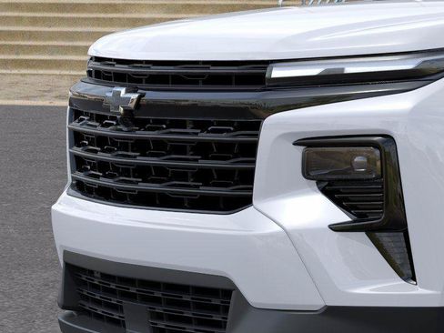 New 2026 Chevrolet Traverse LT w/ Midnight/Sport Edition AWD/4WD image 13