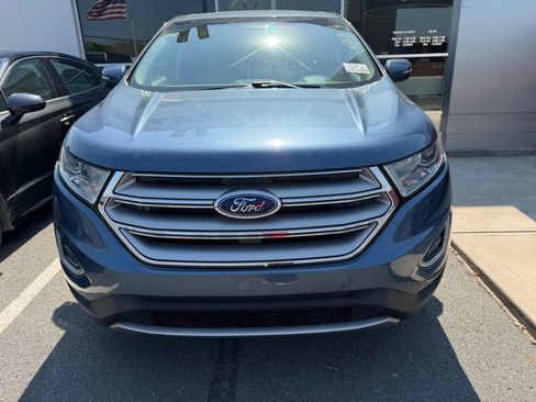 Used 2018 Ford Edge SEL w/ Equipment Group 201A image 2