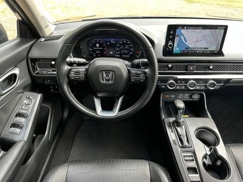 Used 2024 Honda Civic Touring image 29