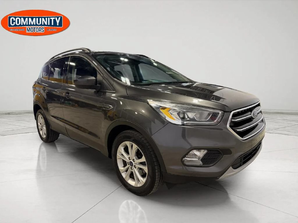 Used 2017 Ford Escape SE w/ SE Leather Comfort Package FWD image 11