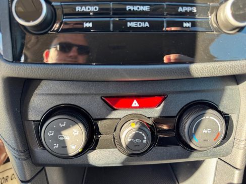 Used 2019 Subaru Crosstrek 2.0i Premium image 22