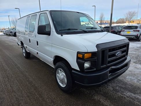 Used 2009 Ford E-150 and Econoline 150 Extended image 4