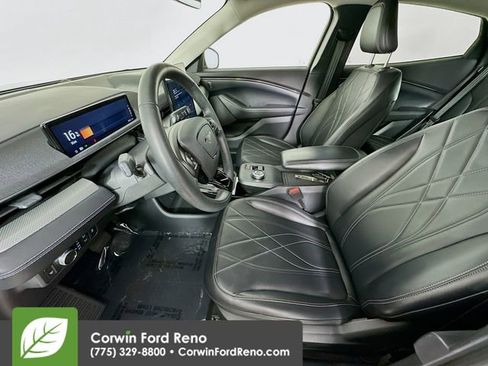 Certified 2022 Ford Mustang Mach-E Select image 20