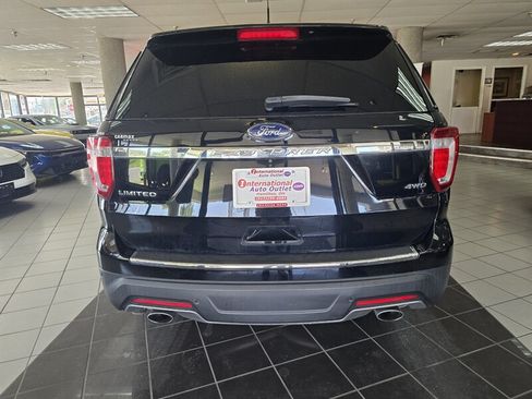 Used 2018 Ford Explorer Limited AWD/4WD image 5