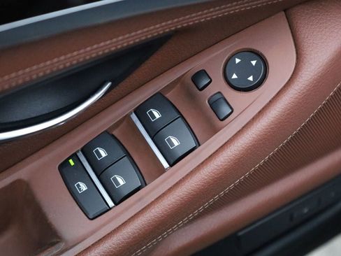 Used 2013 BMW 535i xDrive Sedan image 32