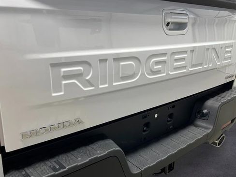 New 2026 Honda Ridgeline Sport image 9