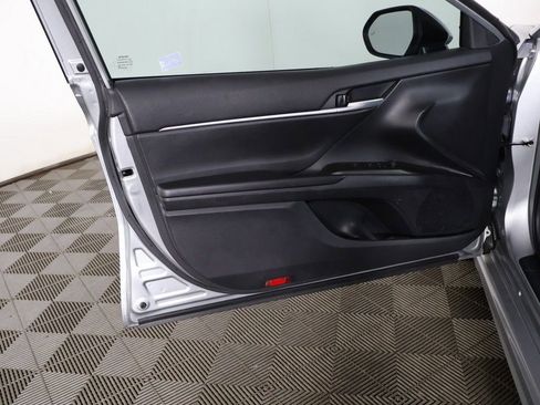 Used 2023 Toyota Camry SE w/ Convenience Package FWD image 19