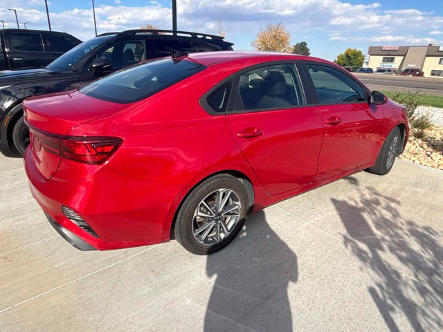 Certified 2024 Kia Forte LXS FWD image 5