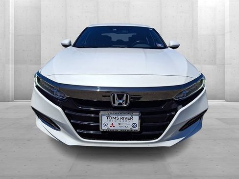 Used 2019 Honda Accord Sport image 2