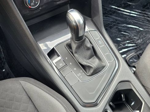Used 2019 Volkswagen Tiguan S w/ Driver Assistance Package FWD image 18