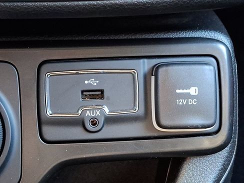 Certified 2023 Jeep Renegade Trailhawk w/ Trailer Tow Group image 26