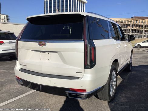 Used 2022 Cadillac Escalade Premium Luxury w/ Performance Package image 6