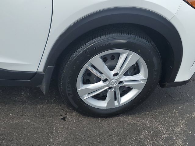 Certified 2025 Nissan Kicks Play S FWD image 6