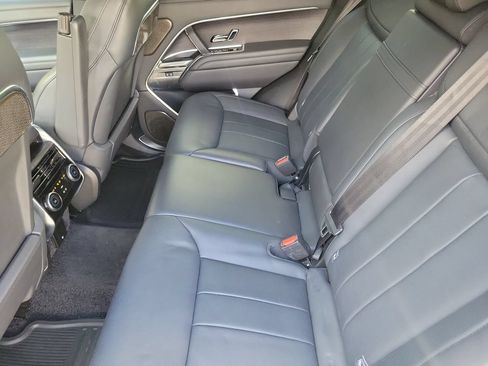 Used 2023 Land Rover Range Rover Autobiography AWD/4WD image 12