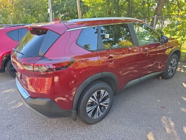 Certified 2023 Nissan Rogue SV w/ SV Premium B Package AWD/4WD image 4
