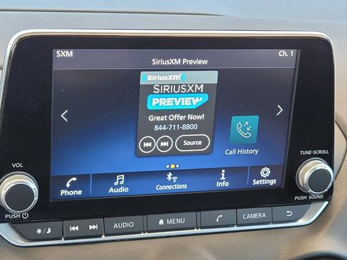 Used 2024 Nissan Sentra SV FWD image 13
