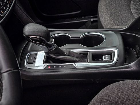 Certified 2024 Chevrolet Equinox LT image 13