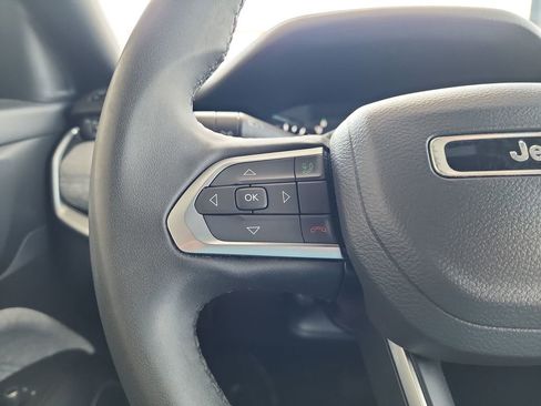 Used 2024 Jeep Compass Latitude AWD/4WD image 22