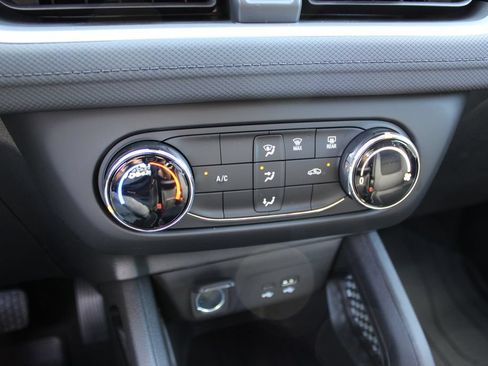 New 2026 Chevrolet TrailBlazer LS w/ LS Convenience Package AWD/4WD image 19