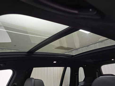 Certified 2023 BMW X7 xDrive40i w/ M Sport Package image 23