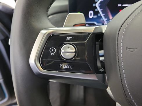 Used 2025 BMW 740i RWD image 23