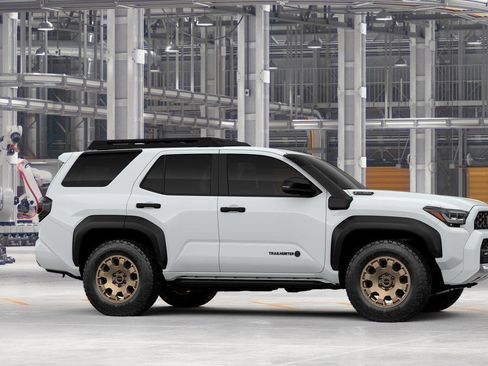 New 2026 Toyota 4Runner Trailhunter image 13