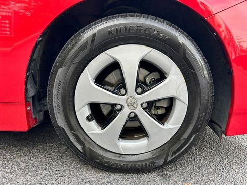 Used 2013 Toyota Prius Four w/ Deluxe Solar Roof Pkg image 14