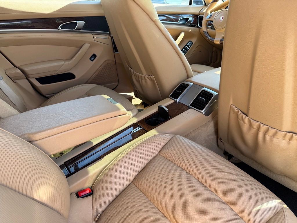 Used 2010 Porsche Panamera 4S AWD/4WD image 22