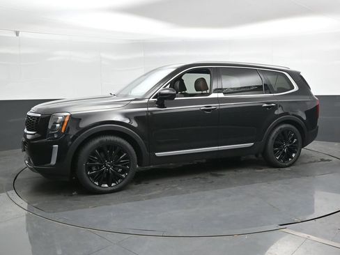 Used 2022 Kia Telluride SX w/ SX Prestige Package AWD/4WD image 9