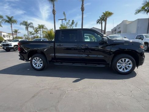 New 2025 Chevrolet Silverado 1500 Custom image 9