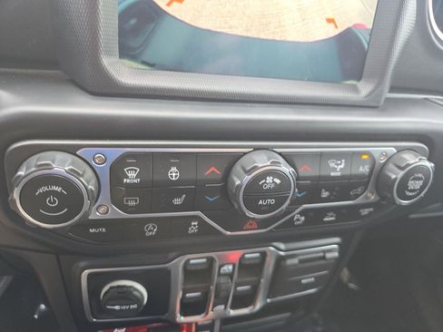 Used 2023 Jeep Gladiator Rubicon image 29