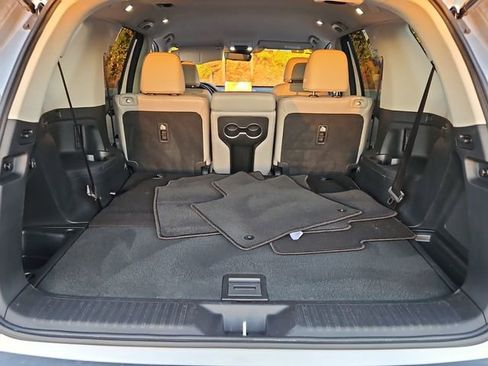 Used 2023 Honda Pilot EX-L image 17