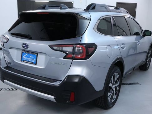 Used 2020 Subaru Outback Limited AWD/4WD image 7