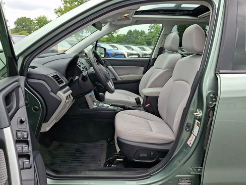 Used 2018 Subaru Forester 2.5i Premium AWD/4WD image 14