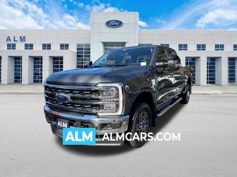 Used 2025 Ford F350 Lariat AWD/4WD image 1