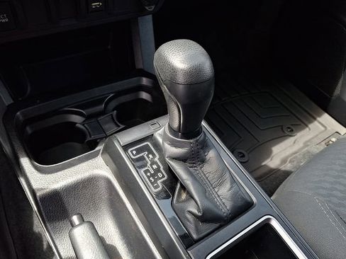 Used 2021 Toyota Tacoma SR w/ SR Convenience Package RWD image 11