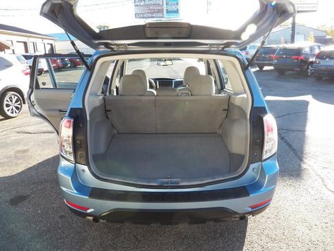 Used 2011 Subaru Forester 2.5X w/ Alloy Wheel Value Pkg image 12