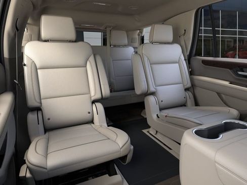 New 2026 GMC Yukon Denali w/ LPO, Floor Liner Package AWD/4WD image 17