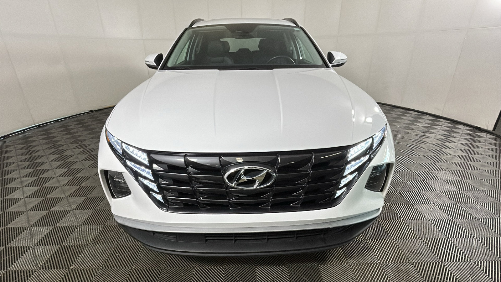 Certified 2023 Hyundai Tucson SEL w/ Convenience Package AWD/4WD image 9