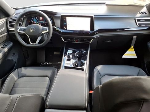 New 2025 Volkswagen Atlas Cross Sport SEL AWD/4WD image 8